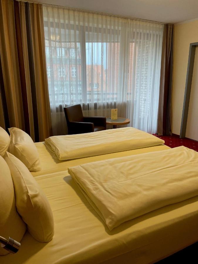 Hotel Harburger Hof Hamburg Exterior photo