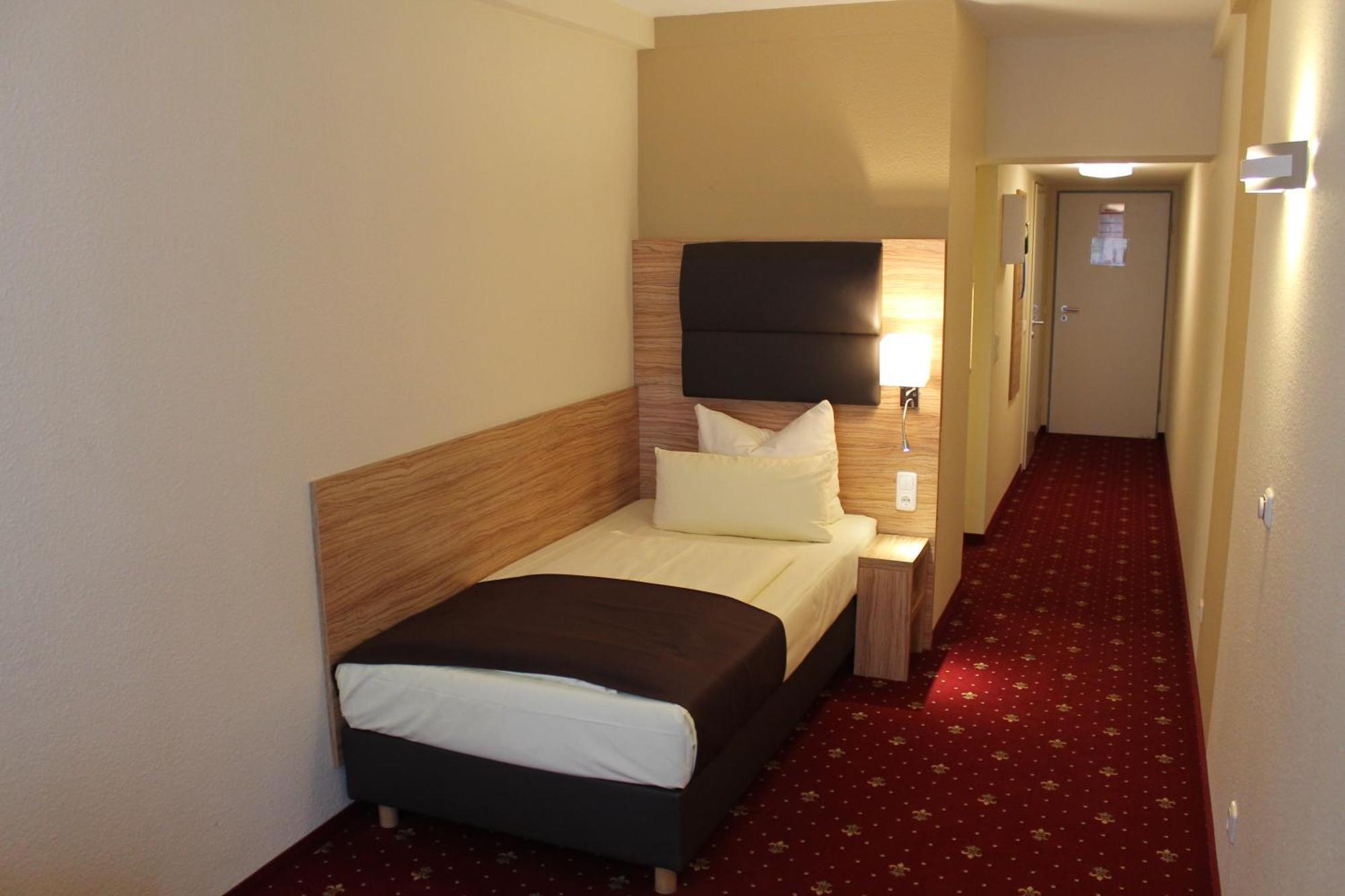 Hotel Harburger Hof Hamburg Exterior photo